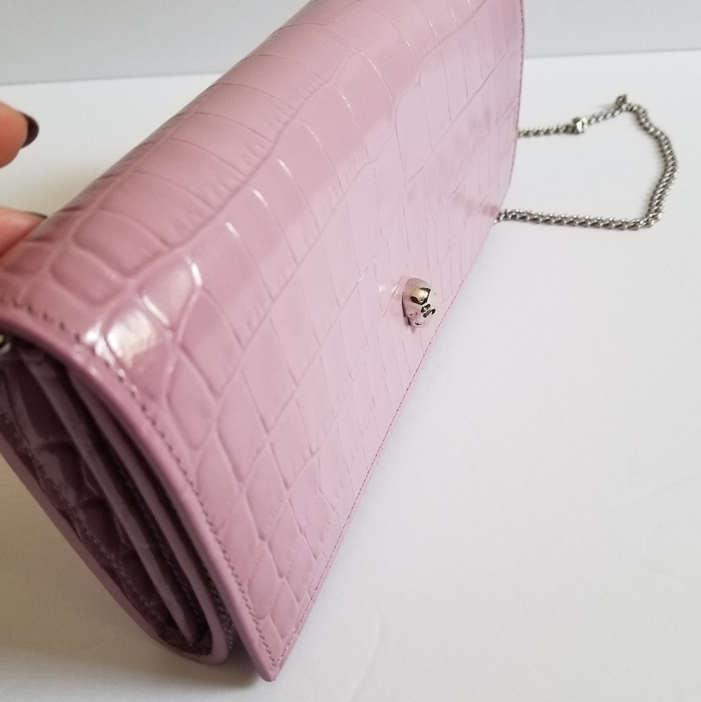 Alexander McQueen Croc-Embossed Leather Wallet-On-Chain Antic Pink - Picture 13 of 13